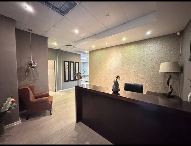 182M² OFFICE FOR SALE IN UMHLANGA CENTRAL